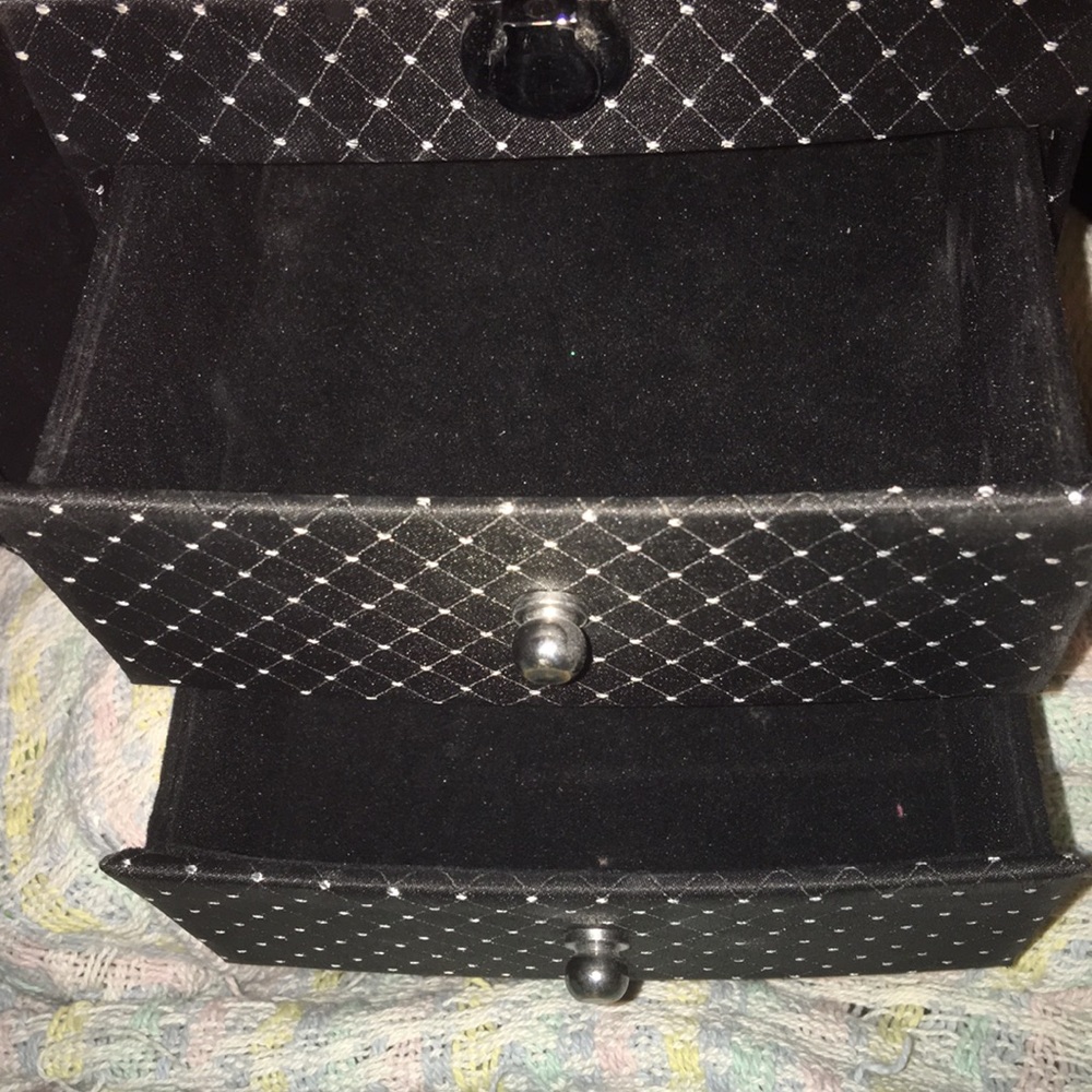 Makeup box - Picture 5 of 6